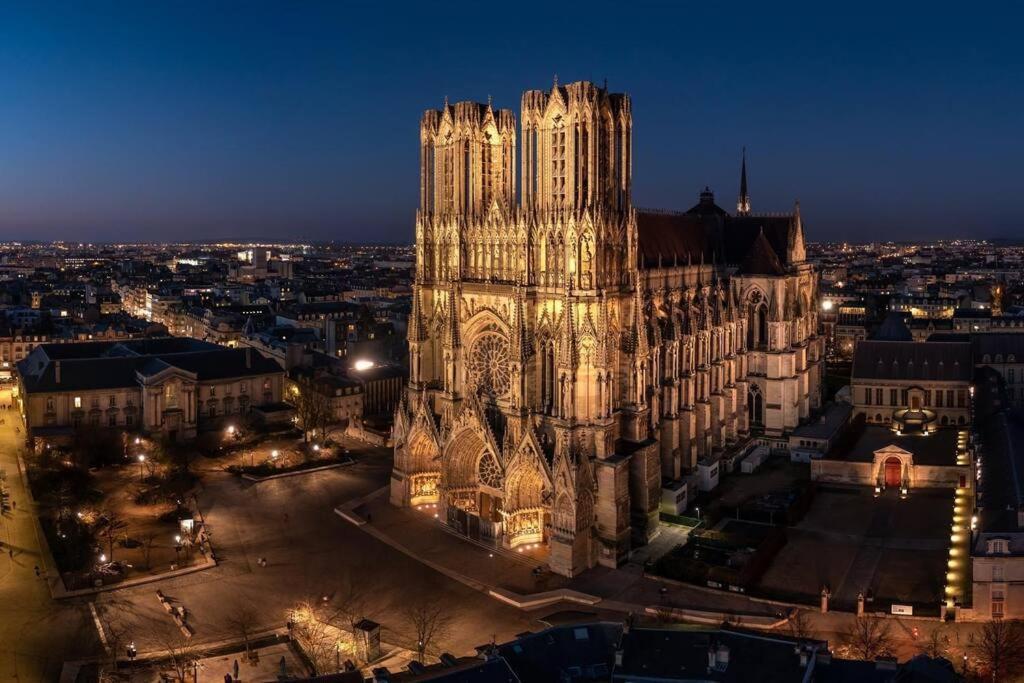Le Cinquante-Deux Appartement De Charme Reims Bagian luar foto